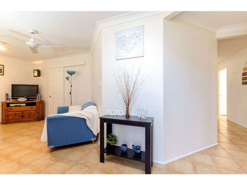 8 Leonie Court, New Auckland QLD 4680