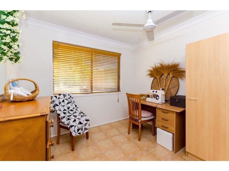 8 Leonie Court, New Auckland QLD 4680