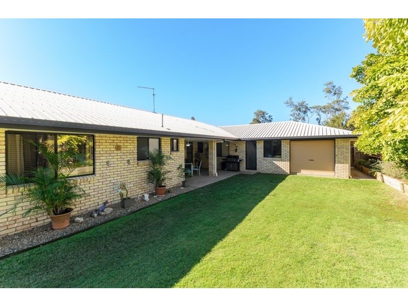 8 Leonie Court, New Auckland QLD 4680