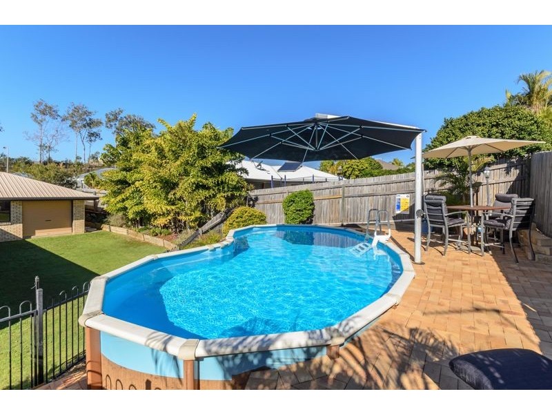 8 Leonie Court, New Auckland QLD 4680