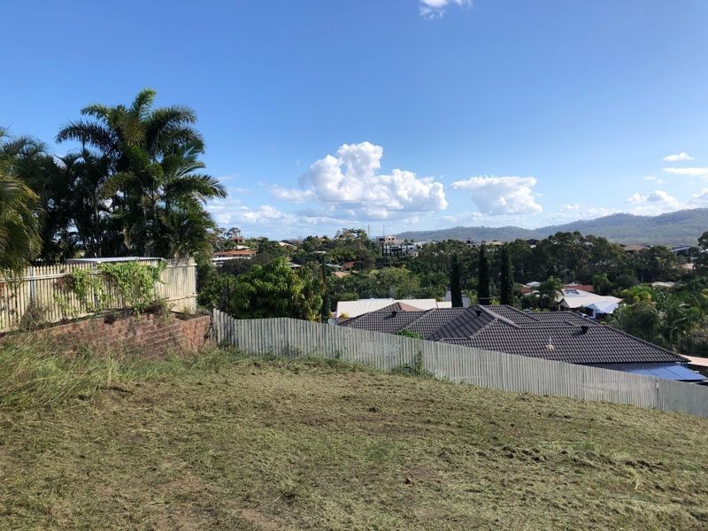 21 Wivenhoe Close, Clinton QLD 4680