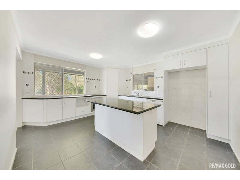 35 Williams Road, Burua QLD 4680