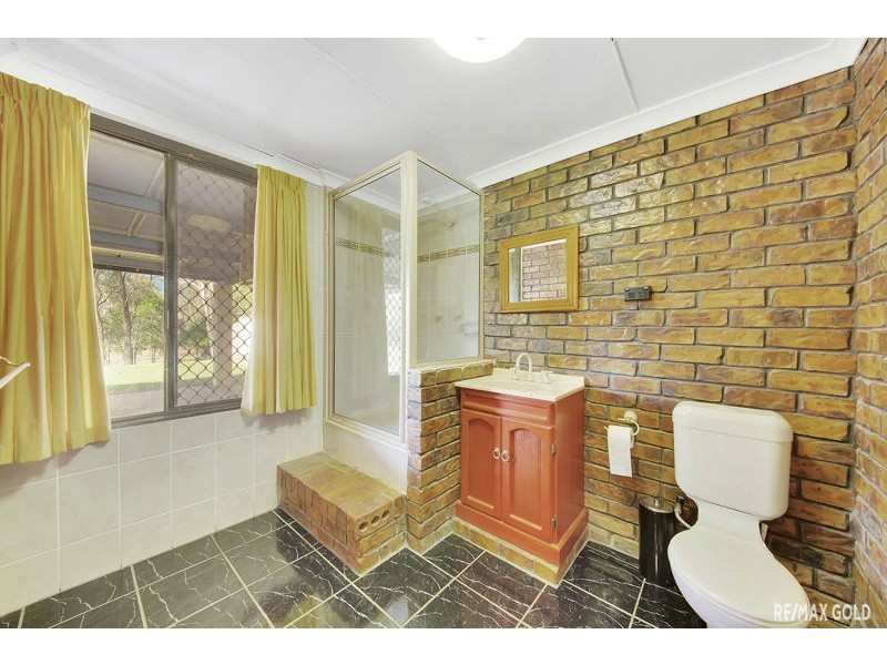 35 Williams Road, Burua QLD 4680