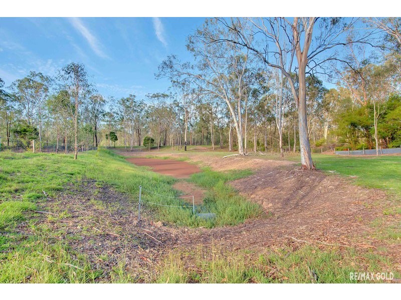 35 Williams Road, Burua QLD 4680