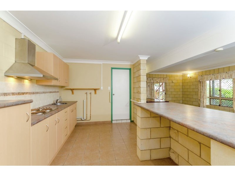 8 McCrudden Street, West Gladstone QLD 4680