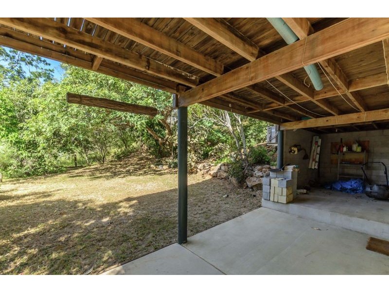 8 McCrudden Street, West Gladstone QLD 4680