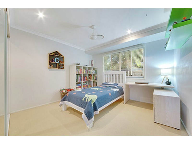 3 Michael Court, Boyne Island QLD 4680