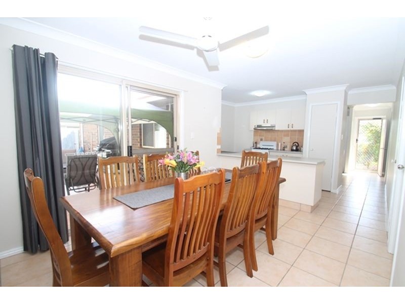 17 Deborah Street, Glen Eden QLD 4680