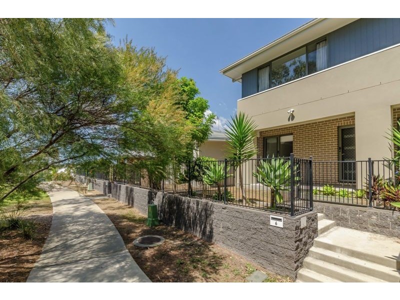 6 Wedgetail Road, Clinton QLD 4680