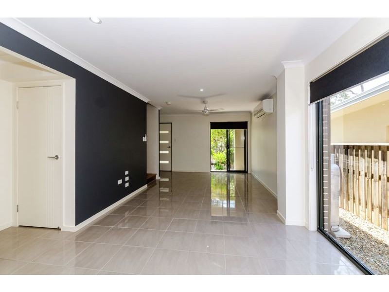 6 Wedgetail Road, Clinton QLD 4680