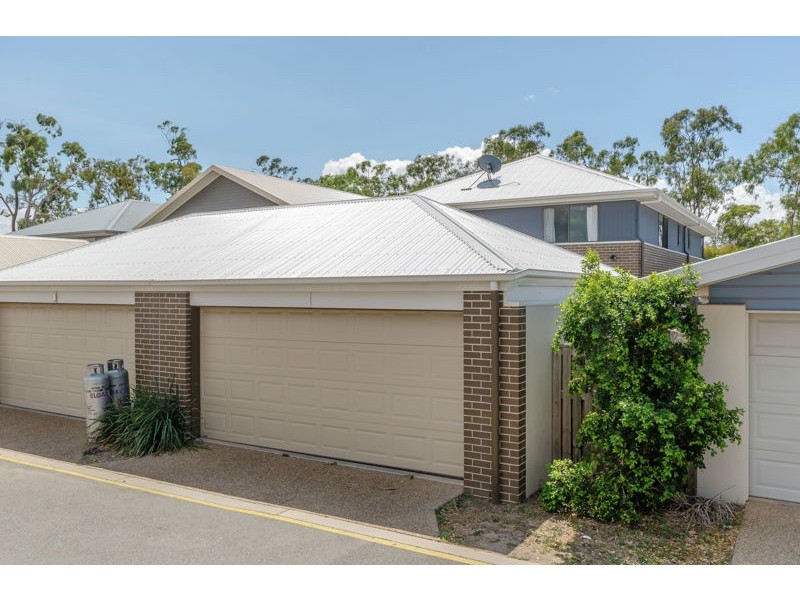 6 Wedgetail Road, Clinton QLD 4680