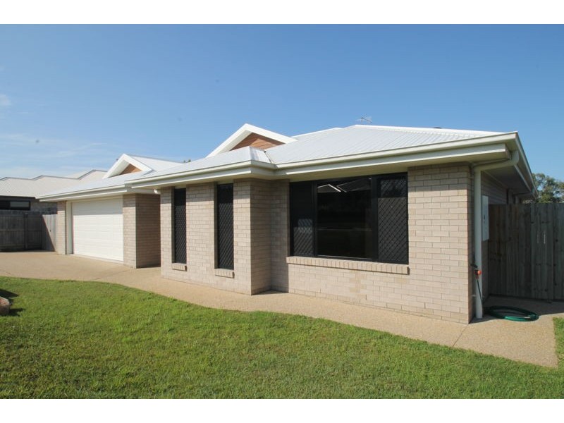 5 Woodland Court, Kirkwood QLD 4680