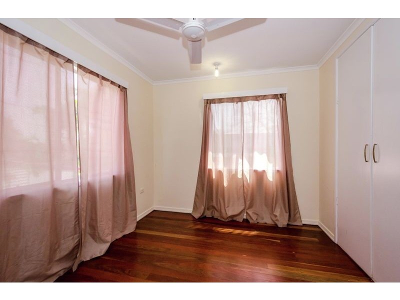 21 Cook Street, West Gladstone QLD 4680