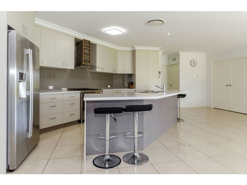 421 Jim Whyte Way, Beecher QLD 4680
