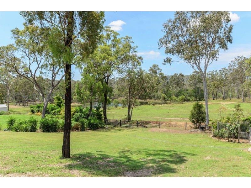 421 Jim Whyte Way, Beecher QLD 4680