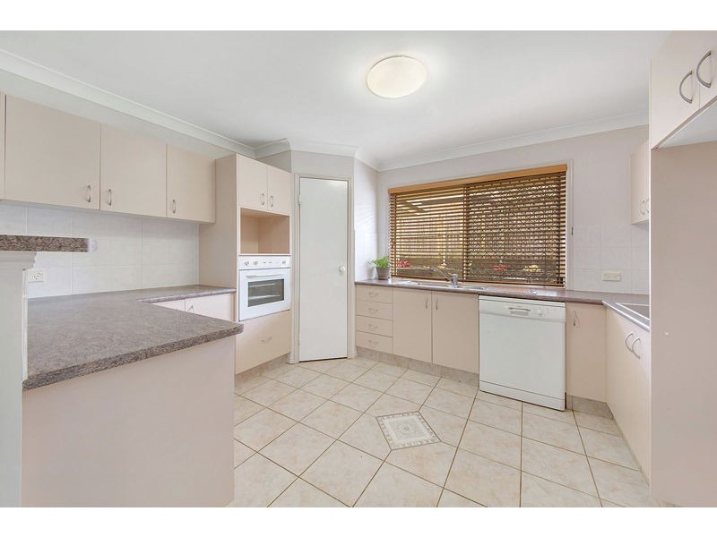 37 Ellington Street, New Auckland QLD 4680