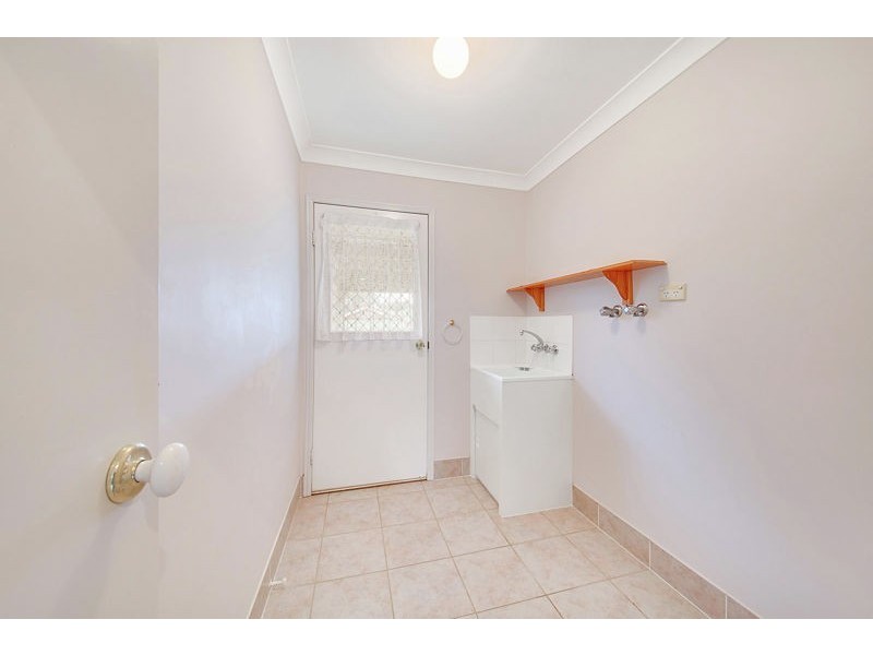 37 Ellington Street, New Auckland QLD 4680