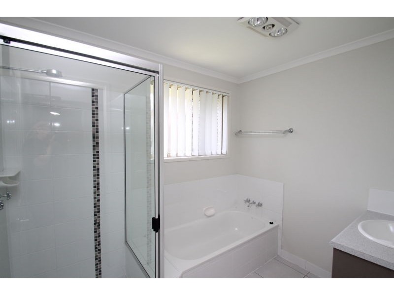 12 SUN COURT, Calliope QLD 4680