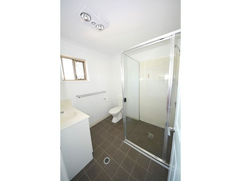 94 Penda Avenue, New Auckland QLD 4680