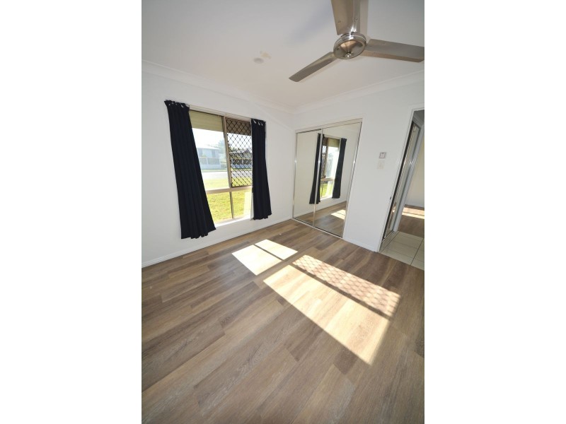 94 Penda Avenue, New Auckland QLD 4680