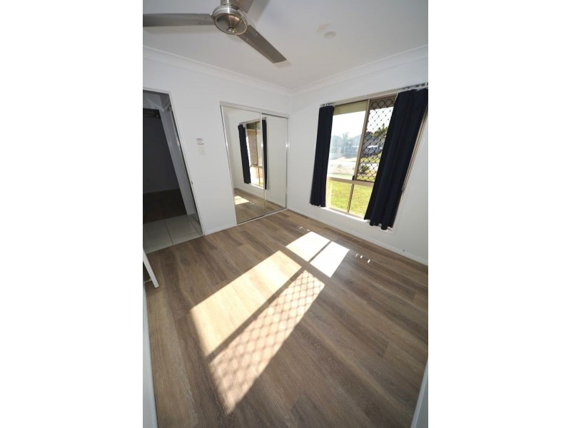 94 Penda Avenue, New Auckland QLD 4680