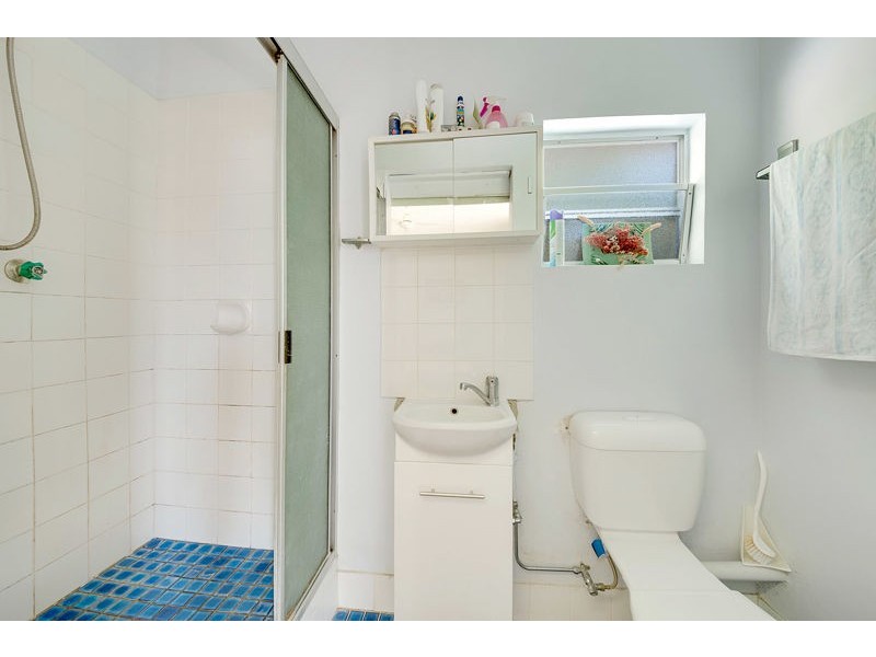 10 Mccrudden Street, West Gladstone QLD 4680