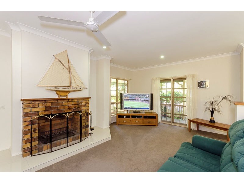 365 Boyne Island Road, Boyne Island QLD 4680