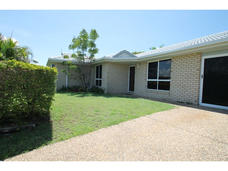 56 Emmadale Drive, New Auckland QLD 4680
