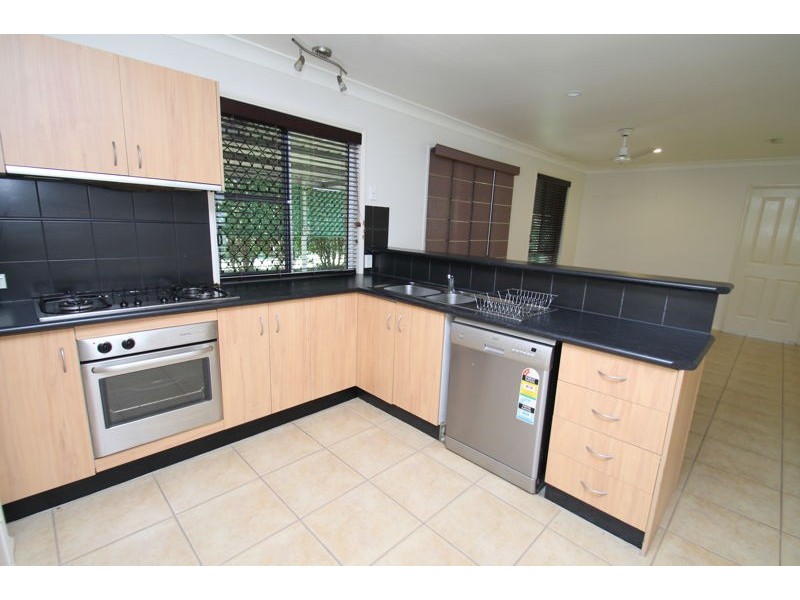 56 Emmadale Drive, New Auckland QLD 4680
