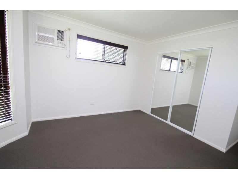 56 Emmadale Drive, New Auckland QLD 4680