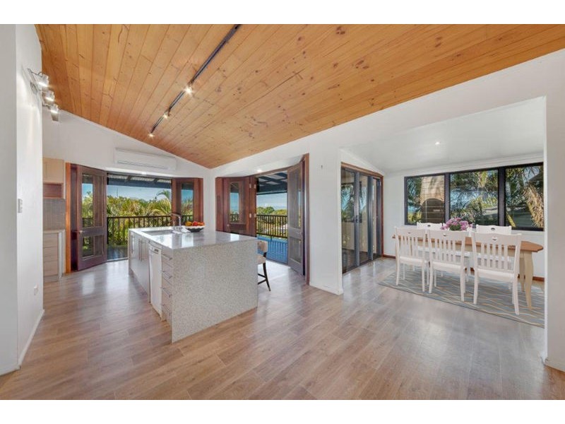 3 Island View Court, Tannum Sands QLD 4680