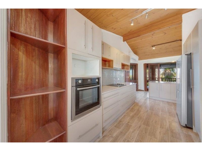 3 Island View Court, Tannum Sands QLD 4680