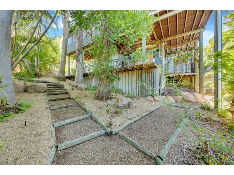 3 Island View Court, Tannum Sands QLD 4680