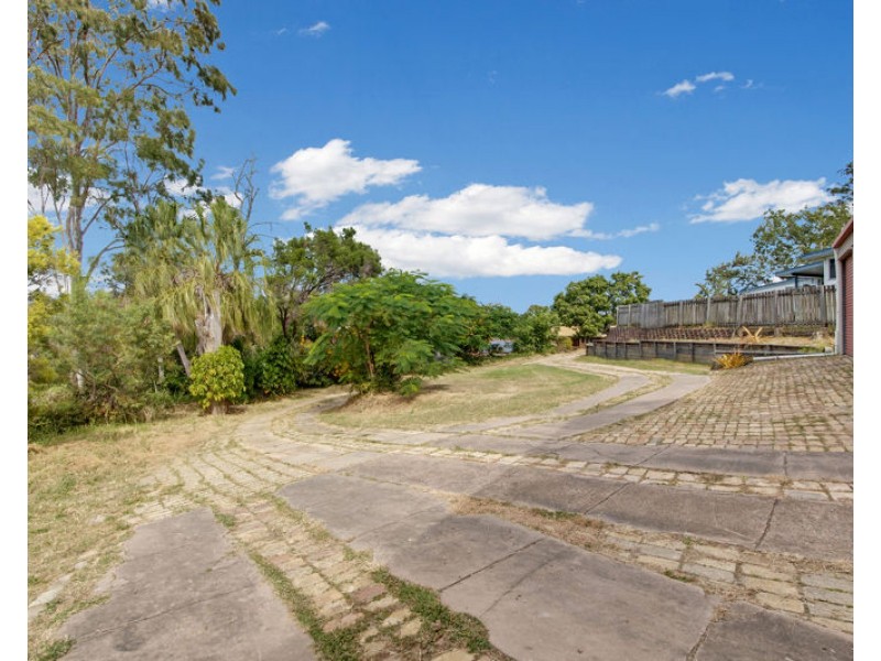 3 Bembooka Close, Glen Eden QLD 4680