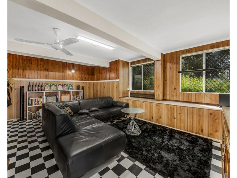 3 Bembooka Close, Glen Eden QLD 4680