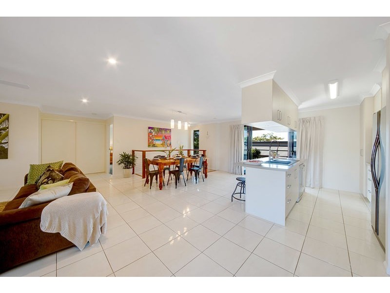1 Danielle Court, Boyne Island QLD 4680