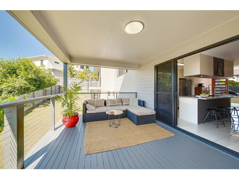 1 Danielle Court, Boyne Island QLD 4680