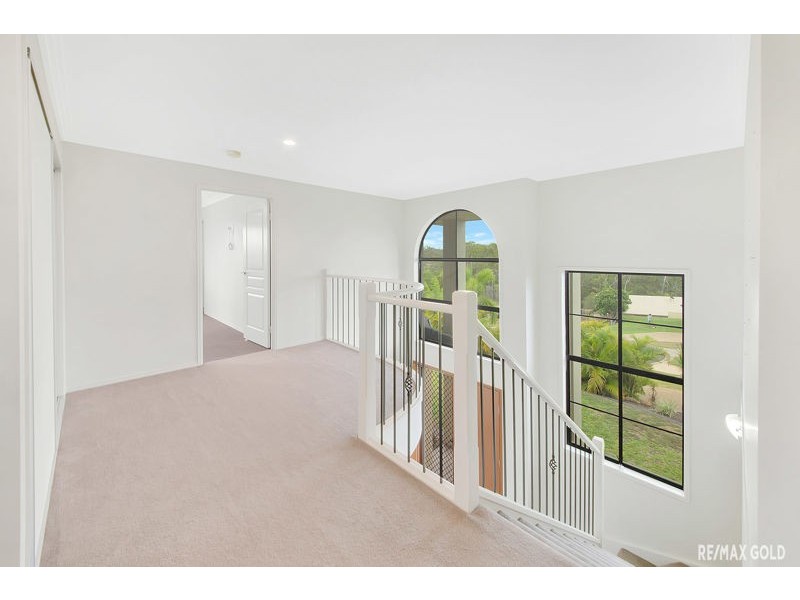 8 Llana Court, New Auckland QLD 4680