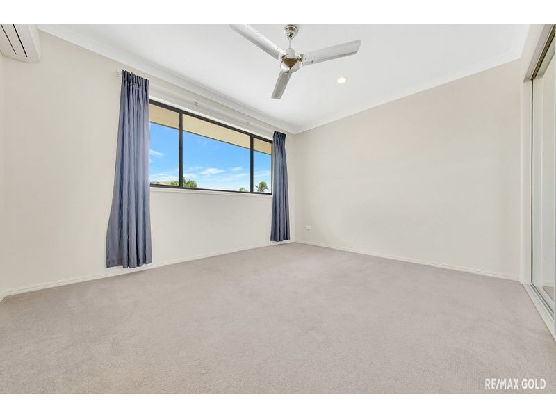 8 Llana Court, New Auckland QLD 4680