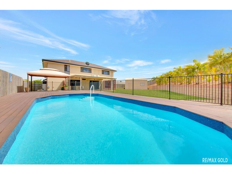 8 Llana Court, New Auckland QLD 4680