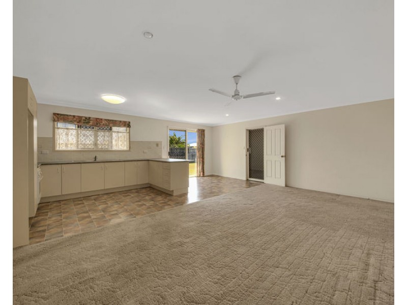 63 Penda Avenue, New Auckland QLD 4680