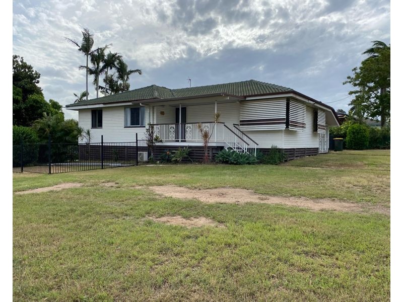 77 Sutton Street, Barney Point QLD 4680