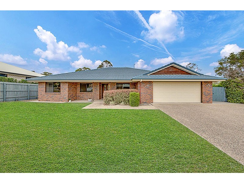 22 Reinaerhoff Crescent, Glen Eden QLD 4680