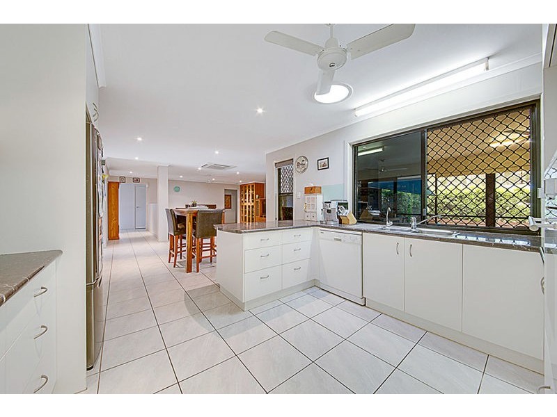 22 Reinaerhoff Crescent, Glen Eden QLD 4680