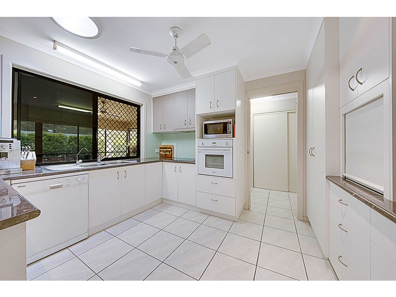 22 Reinaerhoff Crescent, Glen Eden QLD 4680