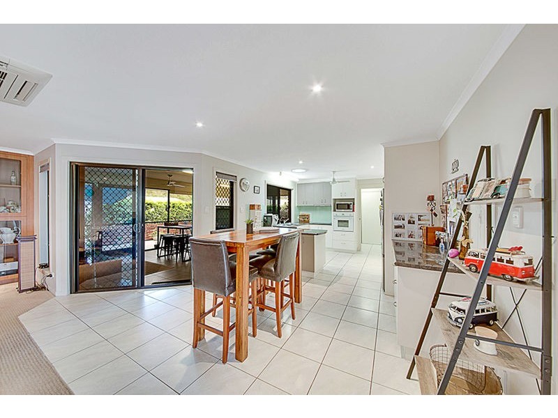 22 Reinaerhoff Crescent, Glen Eden QLD 4680