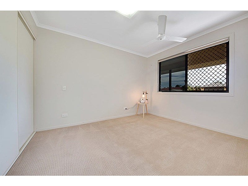 22 Reinaerhoff Crescent, Glen Eden QLD 4680