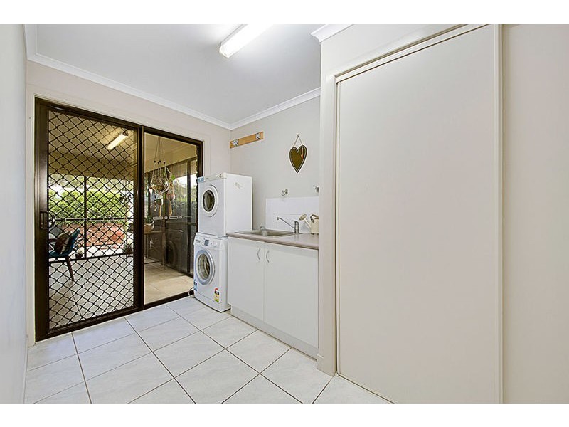 22 Reinaerhoff Crescent, Glen Eden QLD 4680