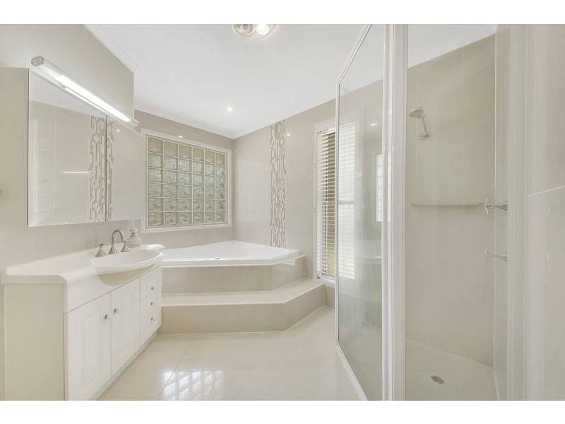 74 Gretel Drive, Clinton QLD 4680