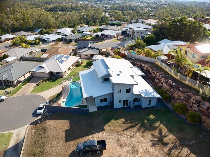 13 Scorpius Place, Telina QLD 4680
